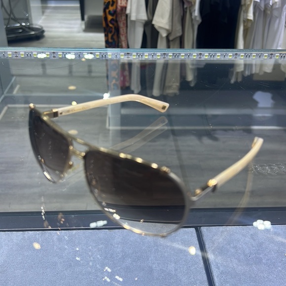 Dior sunglasses - Picture 2 of 3